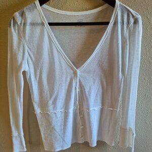 Gap Lightweight V-Neck Button-Down Top